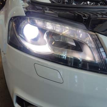 Proiettore destro AUDI A3  del 2013