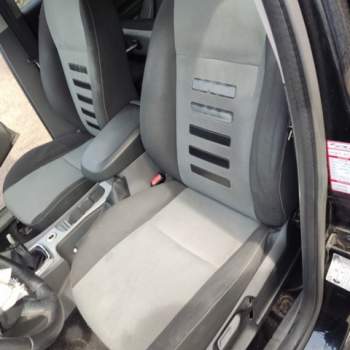 Sedile anteriore sx FORD FOCUS  del 2009