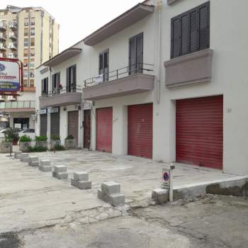 Negozio in vendita a Palermo (Palermo)