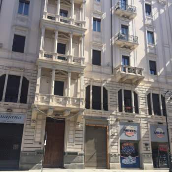 Negozio in vendita a Palermo (Palermo)