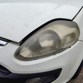 Proiettore sinistro FIAT GRANDE PUNTO  del 2011
