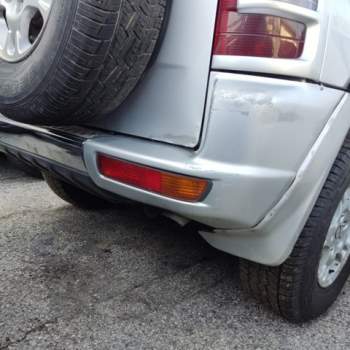 Paraurti posteriore MITSUBISHI PAJERO  del 2000
