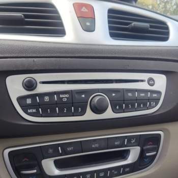 Autoradio RENAULT SCENIC  del 2010