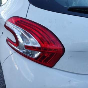 Fanale posteriore sinistro PEUGEOT 208  del 2012