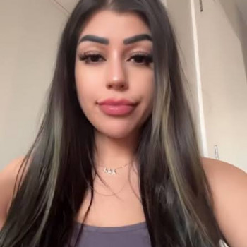 I am looking for a serious man in a serious relationship that can lead to marria