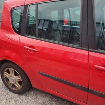 Porta posteriore dx RENAULT MODUS  del 2010
