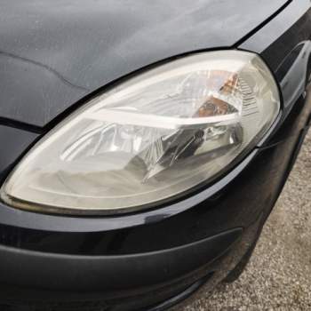 Proiettore sinistro LANCIA YPSILON  del 2004