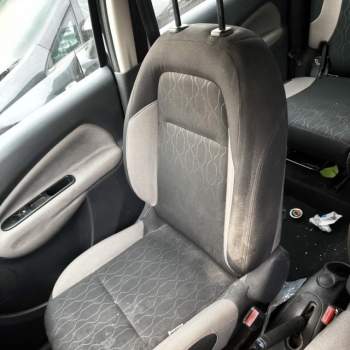 Sedile anteriore dx CITROEN C3 PICASSO  del 2014