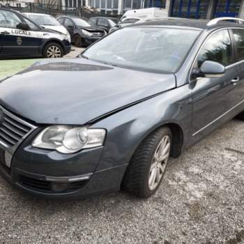 Ricambi VOLKSWAGEN PASSAT 1968cc TDI  del 2009