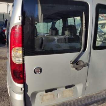 Porta post sx vetr FIAT DOBLO  del 2008