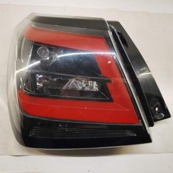 Fanale posteriore sinistro SUZUKI SWIFT  del 2025
