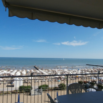    fronte mare Jesolo