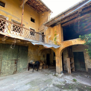 Rustico con giardino - V1479