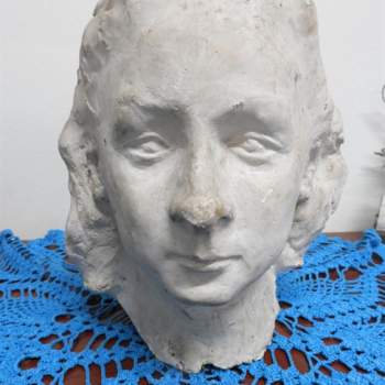 Busto / volto in gesso