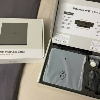 Bobcat 300 Hotspot Miner HNT Helium EU 868mhz , Bitmain ANTMINER L3 , S19 Pro