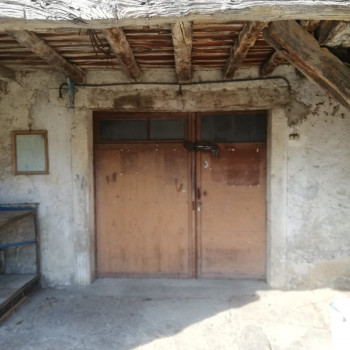 Porzione centrale suddivisa in 3 piani - V1490