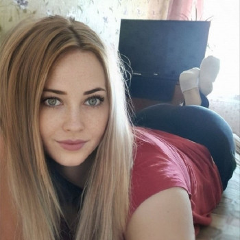 ragazza,semplice ,educata, in ricerca di amico