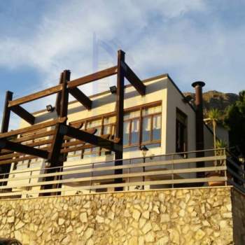 Villa in vendita a Montelepre (Palermo)