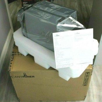 Nuovo Bitmain Antminer KA3 (166Th) 3154W   PSU in Carton