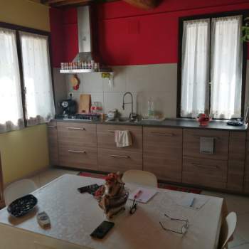 Villa in vendita a Concordia sulla Secchia (Modena)