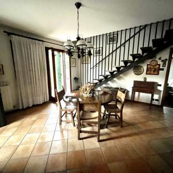 Bifamiliare in vendita a Stra (Venezia)