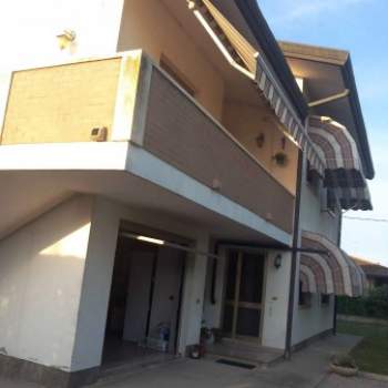 Casa singola in vendita a Porto Viro (Rovigo)