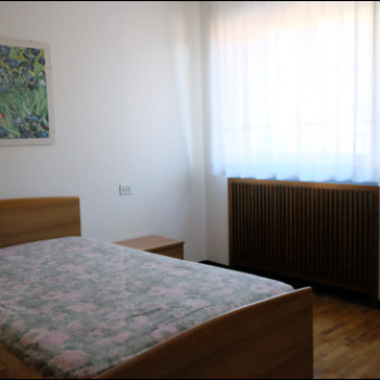 Privato vende appartamento