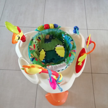 Girello senza ruote con giochi 9Mesi  Bright Stars