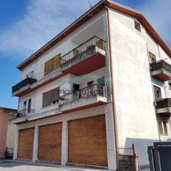 Stabile / Palazzo a Conegliano